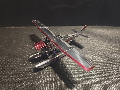 Metal earth prebuilt - prebuilt, plane
